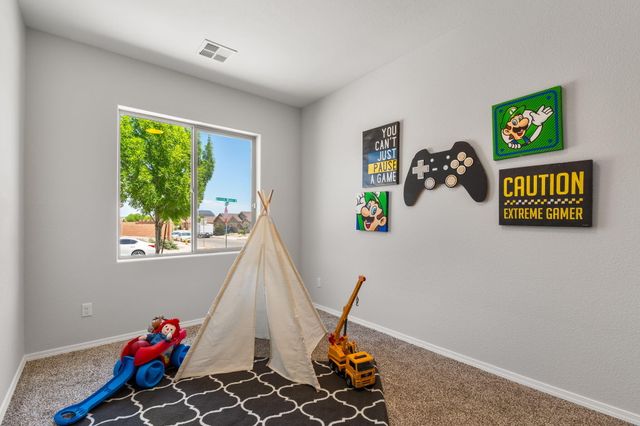 3543 Covered Wagon Road NE, Rio Rancho, NM 87144