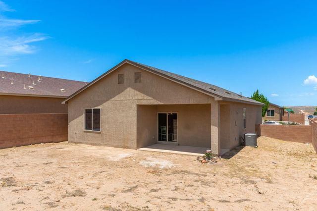 3543 Covered Wagon Road NE, Rio Rancho, NM 87144