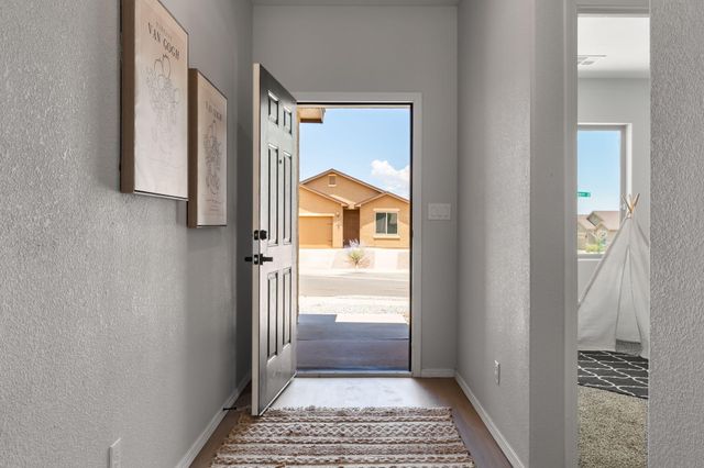 3543 Covered Wagon Road NE, Rio Rancho, NM 87144