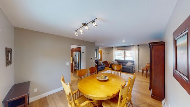 1210 Oak Avenue N, Onalaska, WI 54650