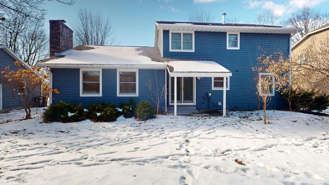 1210 Oak Avenue N, Onalaska, WI 54650