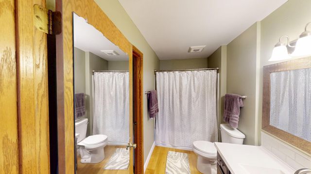 1210 Oak Avenue N, Onalaska, WI 54650