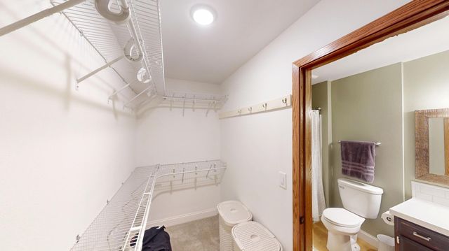 1210 Oak Avenue N, Onalaska, WI 54650