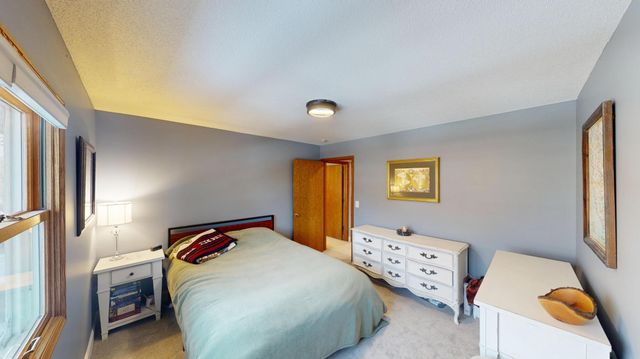 1210 Oak Avenue N, Onalaska, WI 54650