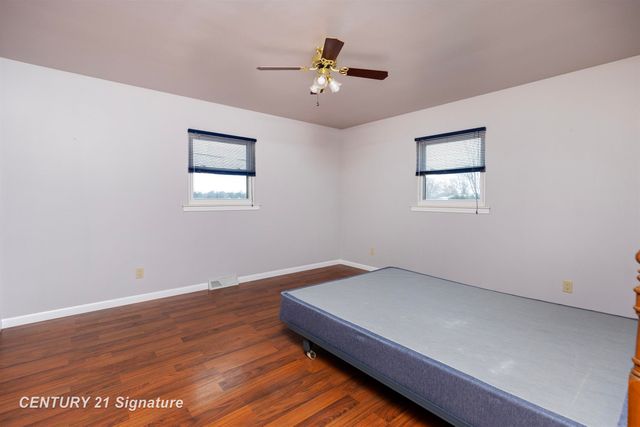 6867 S 3 Mile Road, Bay City, MI 48706