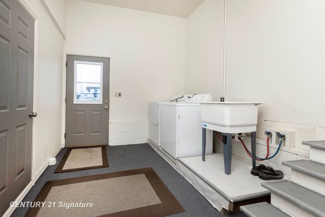 6867 S 3 Mile Road, Bay City, MI 48706