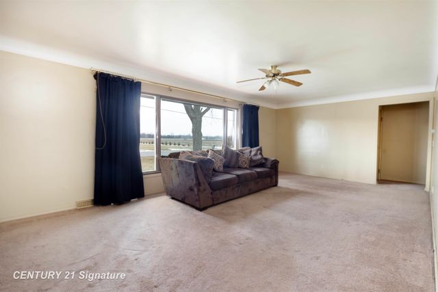 6867 S 3 Mile Road, Bay City, MI 48706