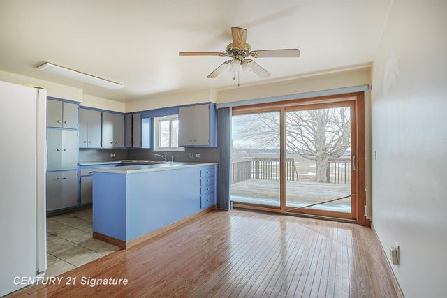 6867 S 3 Mile Road, Bay City, MI 48706