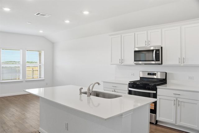 331 Mustang Lake CIR, Buda, TX 78610