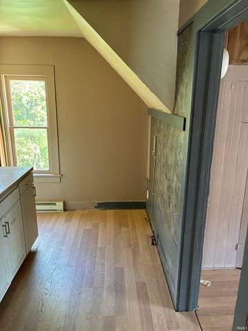 311 Hillside Court, Elkhart, IN 46516