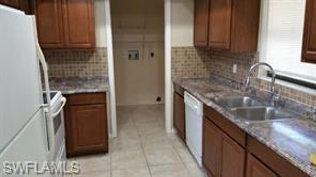 5860 Littlestone CT, North Fort Myers, FL 33903