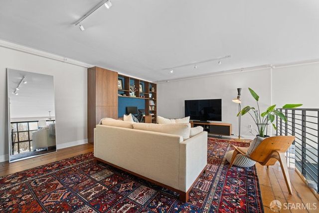 1 Bluxome Street 208, San Francisco, CA 94107