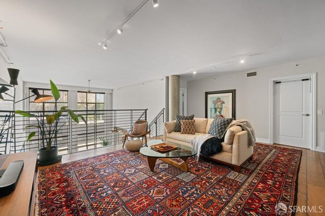 1 Bluxome Street 208, San Francisco, CA 94107