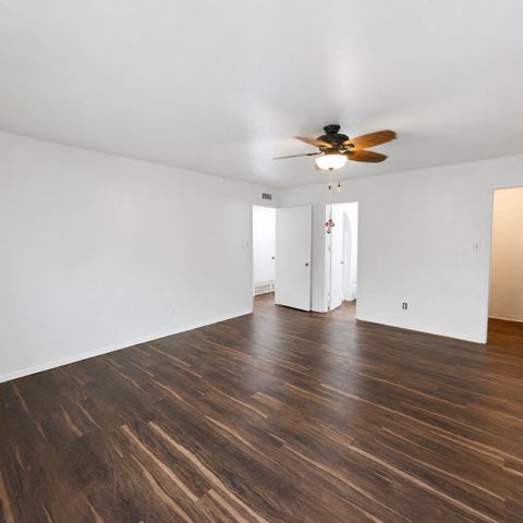 6703 Forestview Drive, Arlington, TX 76016