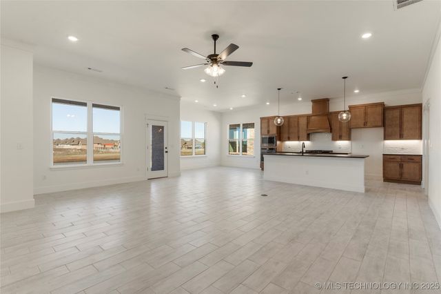 6104 N 27th Street, Broken Arrow, OK 74014