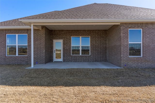 6104 N 27th Street, Broken Arrow, OK 74014
