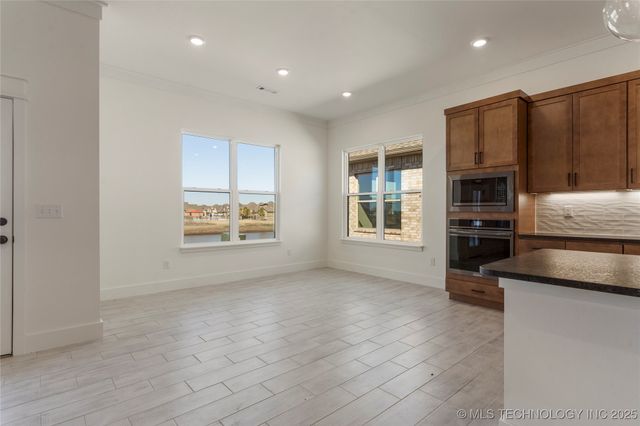 6104 N 27th Street, Broken Arrow, OK 74014