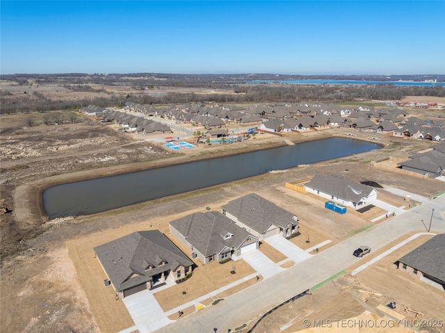 6104 N 27th Street, Broken Arrow, OK 74014