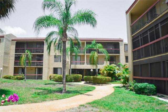 733 SE 1st Way 206, Deerfield Beach, FL 33441