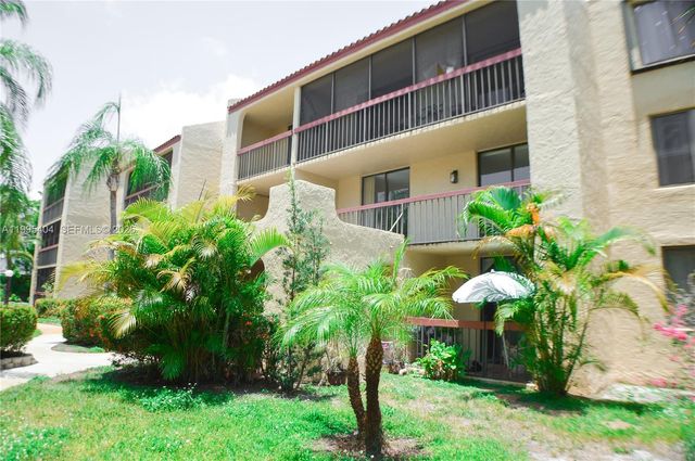 733 SE 1st Way 206, Deerfield Beach, FL 33441