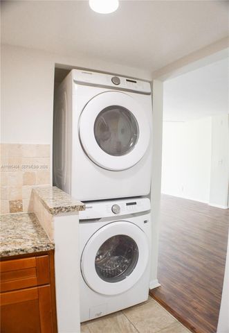 733 SE 1st Way 206, Deerfield Beach, FL 33441