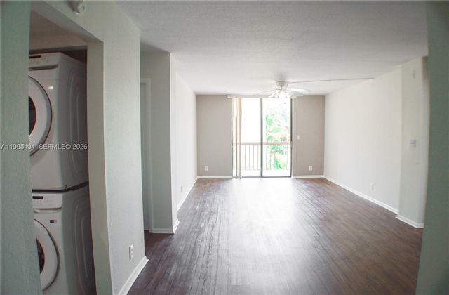 733 SE 1st Way 206, Deerfield Beach, FL 33441