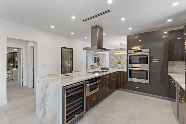451 NE 119th Street, Biscayne Park, FL 33161