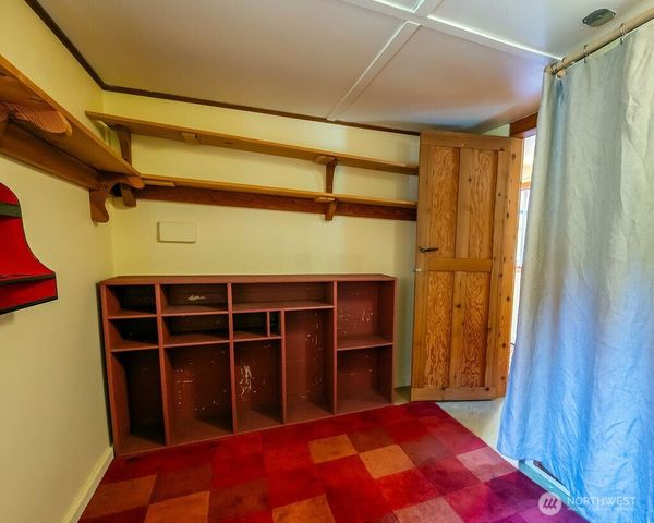 4160 Mud Bay Road, Lopez Island, WA 98261
