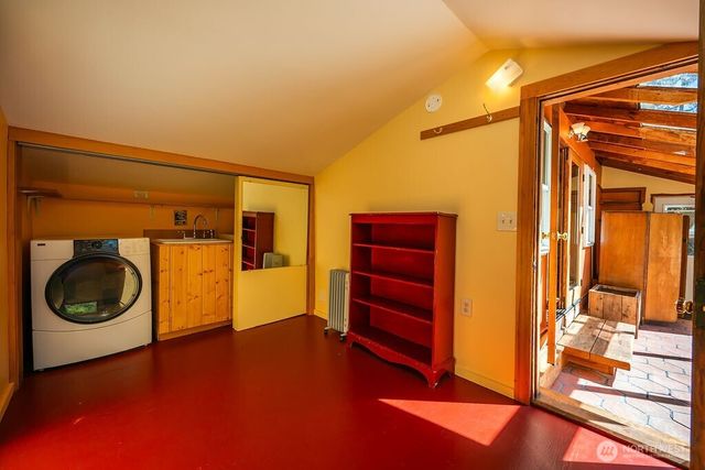 4160 Mud Bay Road, Lopez Island, WA 98261