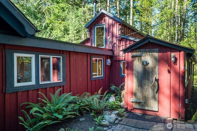 4160 Mud Bay Road, Lopez Island, WA 98261
