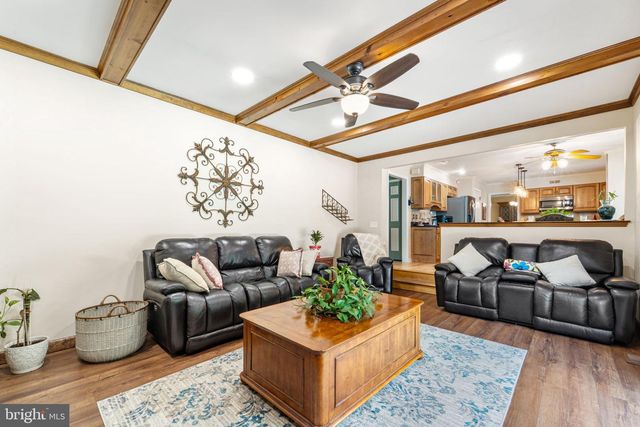 14 PATRICK HENRY DR, Marlton, NJ 08053