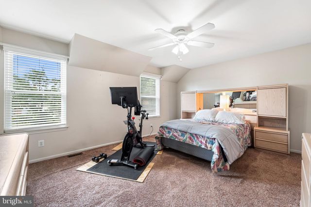 14 PATRICK HENRY DR, Marlton, NJ 08053