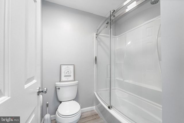 14 PATRICK HENRY DR, Marlton, NJ 08053