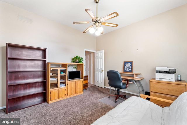 14 PATRICK HENRY DR, Marlton, NJ 08053