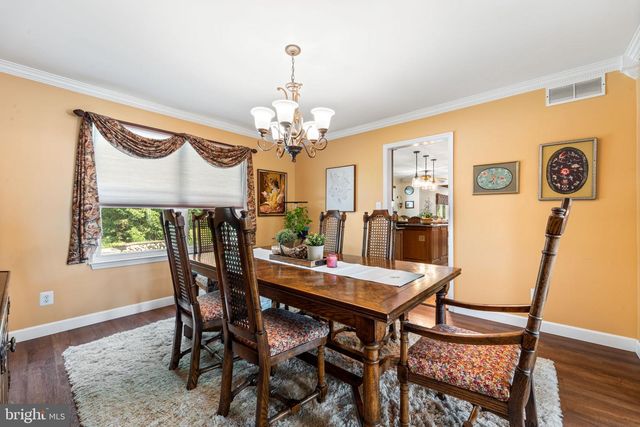 14 PATRICK HENRY DR, Marlton, NJ 08053