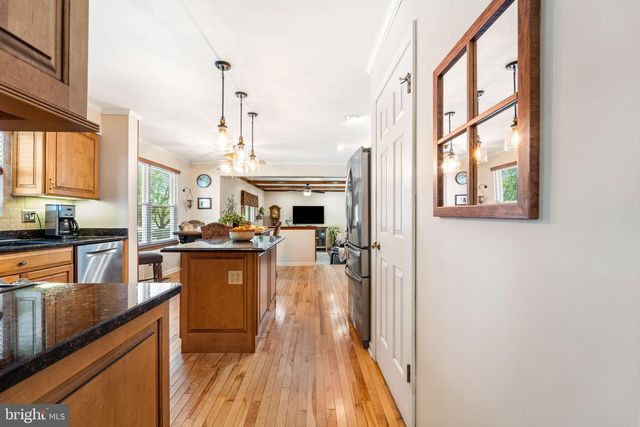 14 PATRICK HENRY DR, Marlton, NJ 08053