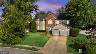 14 PATRICK HENRY DR, Marlton, NJ 08053