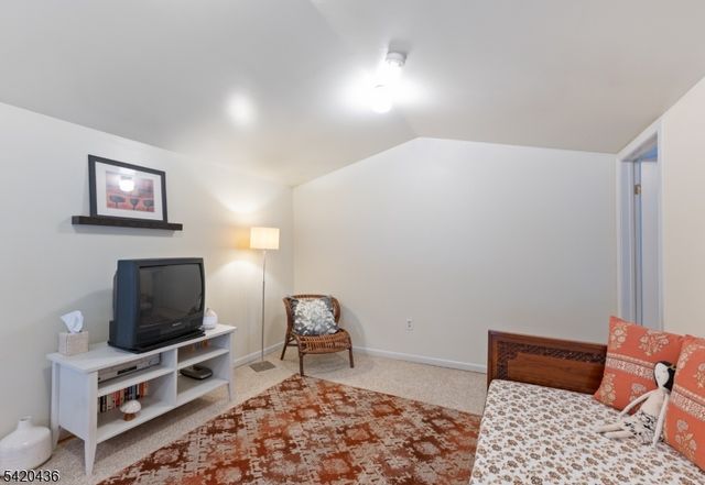 1342 North Ave D4, Elizabeth City, NJ 07208