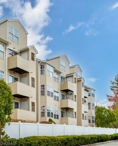 1342 North Ave D4, Elizabeth City, NJ 07208