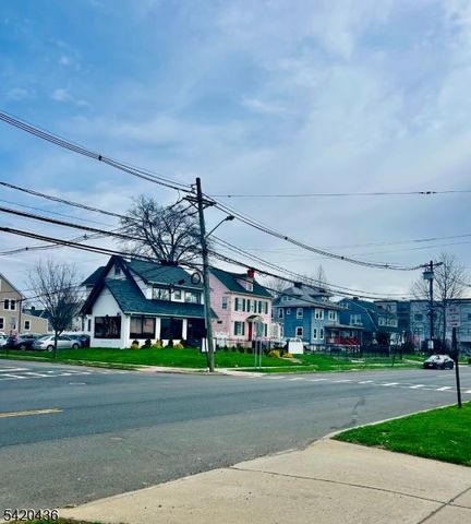 1342 North Ave D4, Elizabeth City, NJ 07208