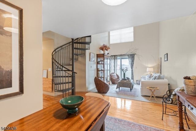 1342 North Ave D4, Elizabeth City, NJ 07208