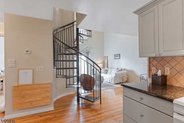 1342 North Ave D4, Elizabeth City, NJ 07208