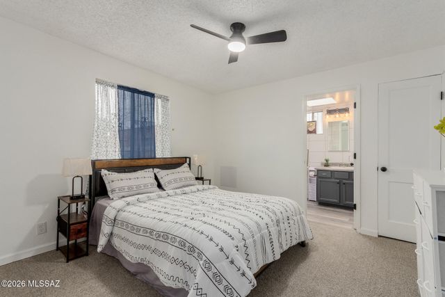 5017 S 11th Avenue, Tucson, AZ 85706