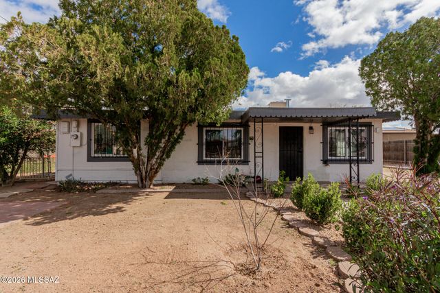5017 S 11th Avenue, Tucson, AZ 85706
