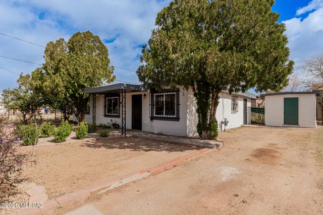 5017 S 11th Avenue, Tucson, AZ 85706