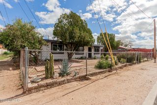 5017 S 11th Avenue, Tucson, AZ 85706