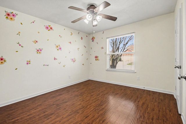 2980 Sandy Bank Court, Pearland, TX 77581