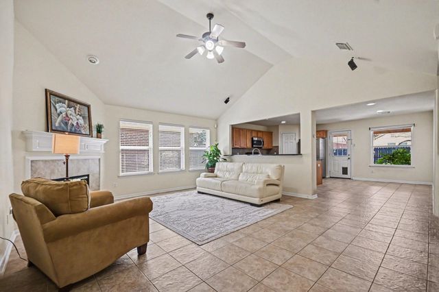 2980 Sandy Bank Court, Pearland, TX 77581