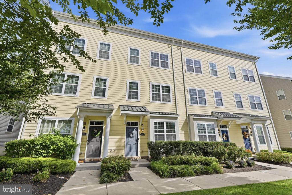 131 EQUESTRIAN ROW, BENSALEM, PA 19020 — photo 3