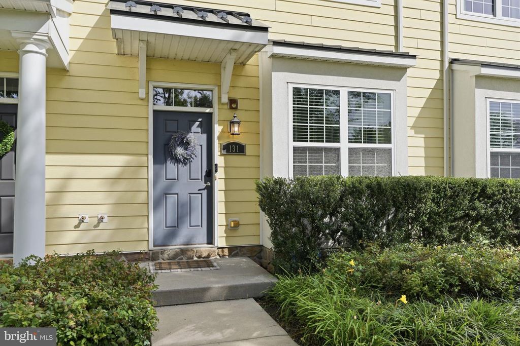 131 EQUESTRIAN ROW, BENSALEM, PA 19020 — photo 4